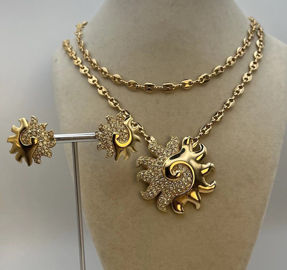 SWAROVSKI Gold Plated Sun Crystal Clip On Earrings Necklace Swan Vintage RARE